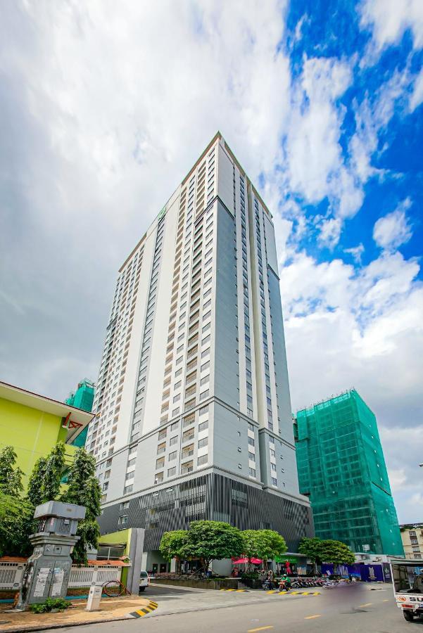 9Trip Stay In Soho Residence - 3 Bedrooms Apartment In District 1, Next To Bui Vien Walking Street - Free Saigon Nightlife Walking Tour Bandar Ho Chi Minh Luaran gambar